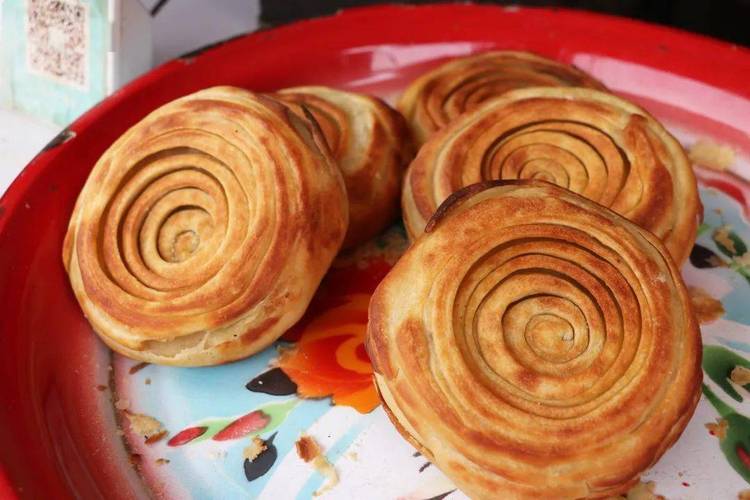 网红麦小登的家乡是河南滑县，你知道哪些滑县的美食小吃，各地特色美食小吃视频 网红麦小登的家乡是河南滑县，你知道哪些滑县的美食小吃，各地特色美食小吃视频 生活指南