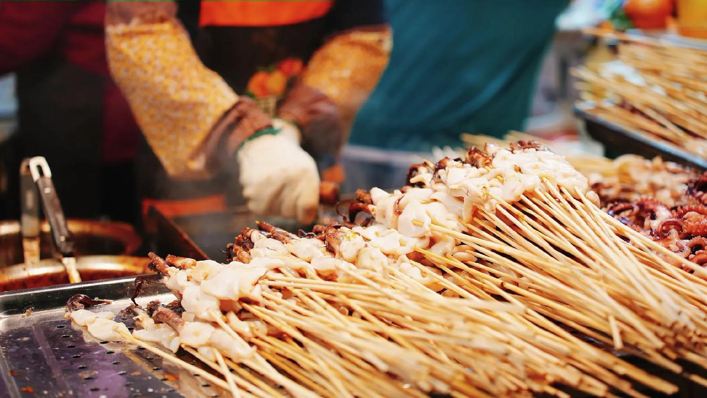 美食街的市场特点,地方特色美食研究报告 生活指南 美食街的市场特点,地方特色美食研究报告 美食街的市场特点,地方特色美食研究报告 生活指南