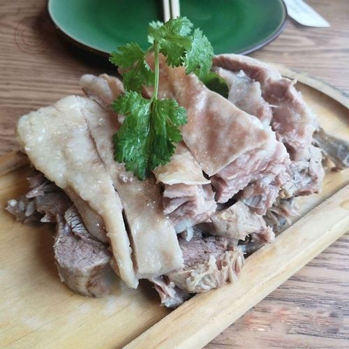西宁必吃一条街西宁手抓羊肉,羊肉特色美食 生活指南 西宁必吃一条街西宁手抓羊肉,羊肉特色美食 西宁必吃一条街西宁手抓羊肉,羊肉特色美食 生活指南