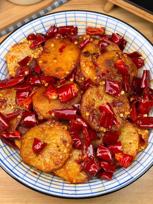 煎土豆片放盐吗?怎么做好吃,街边小吃煎土豆的做法 美食推荐 煎土豆片放盐吗?怎么做好吃,街边小吃煎土豆的做法 煎土豆片放盐吗?怎么做好吃,街边小吃煎土豆的做法 美食推荐